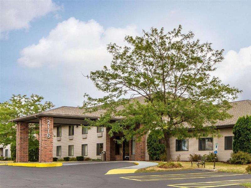 Americinn By Wyndham Reedsburg Zewnętrze zdjęcie