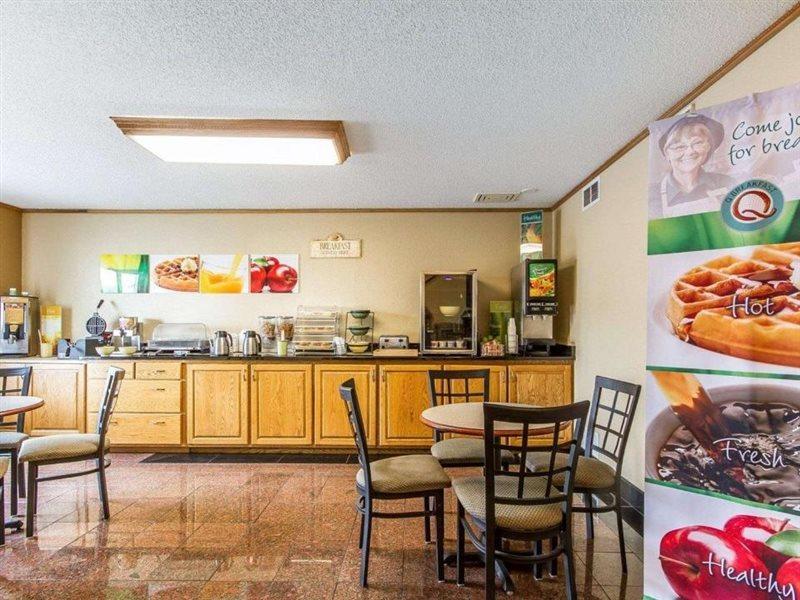 Americinn By Wyndham Reedsburg Zewnętrze zdjęcie