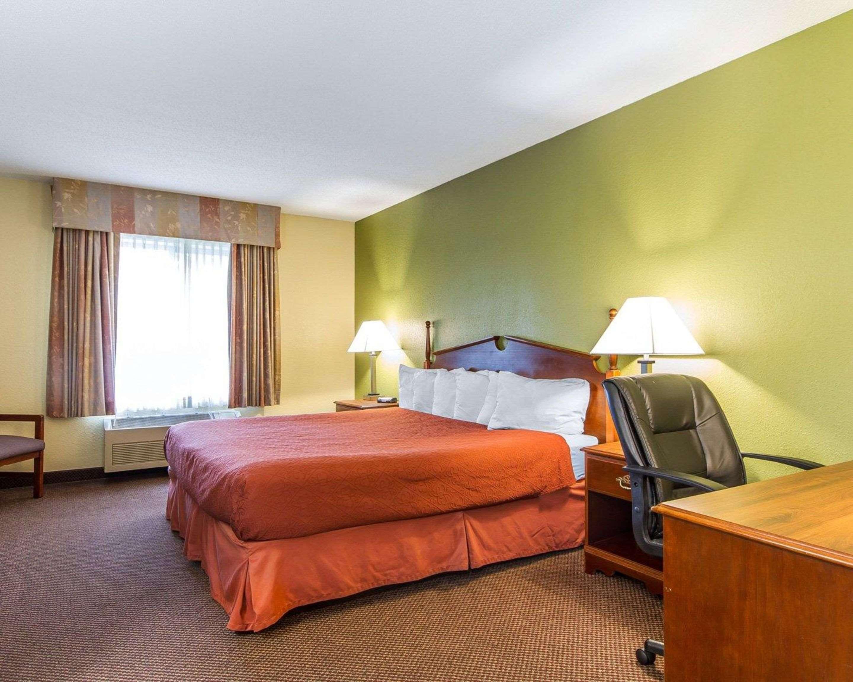 Americinn By Wyndham Reedsburg Zewnętrze zdjęcie