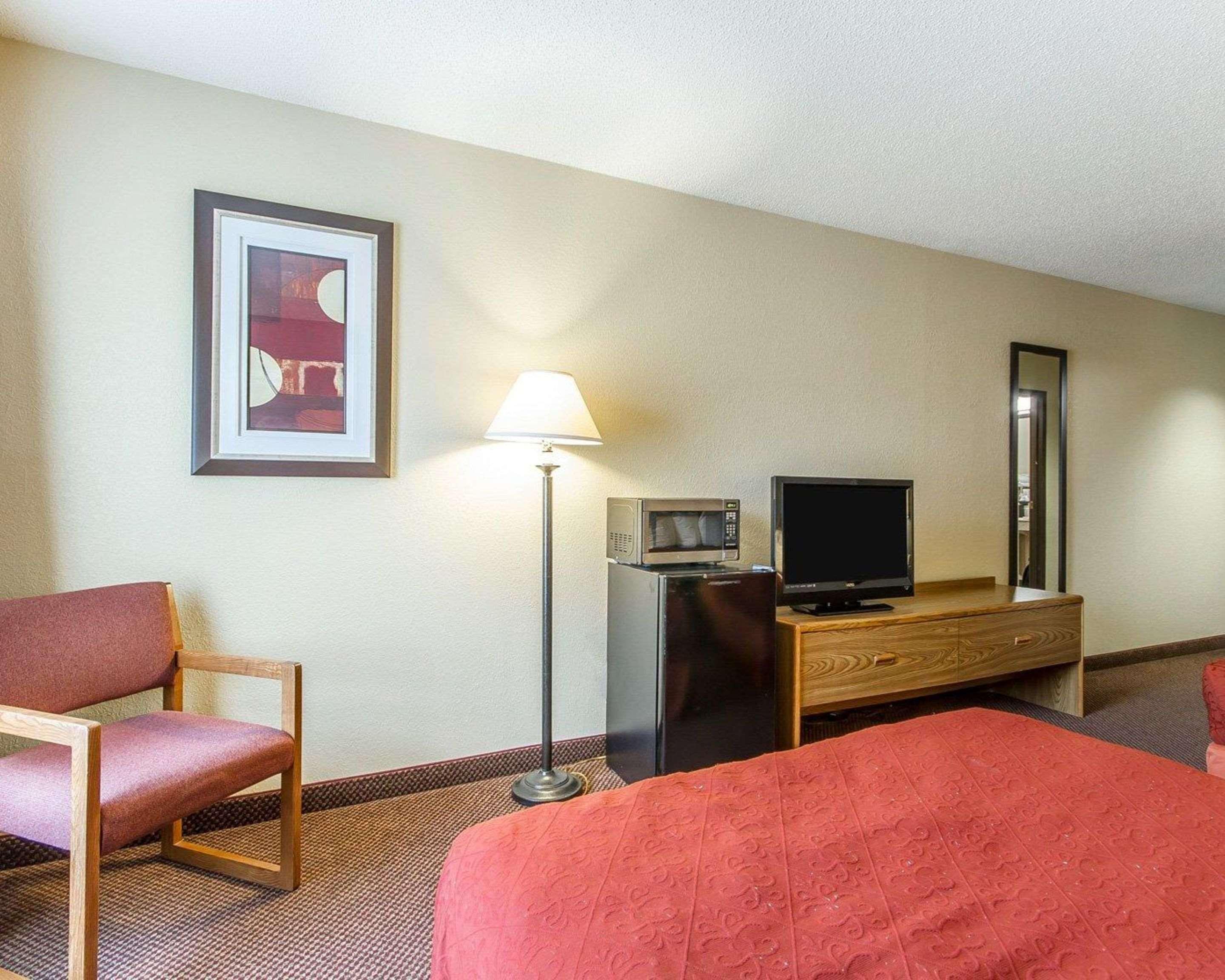 Americinn By Wyndham Reedsburg Zewnętrze zdjęcie