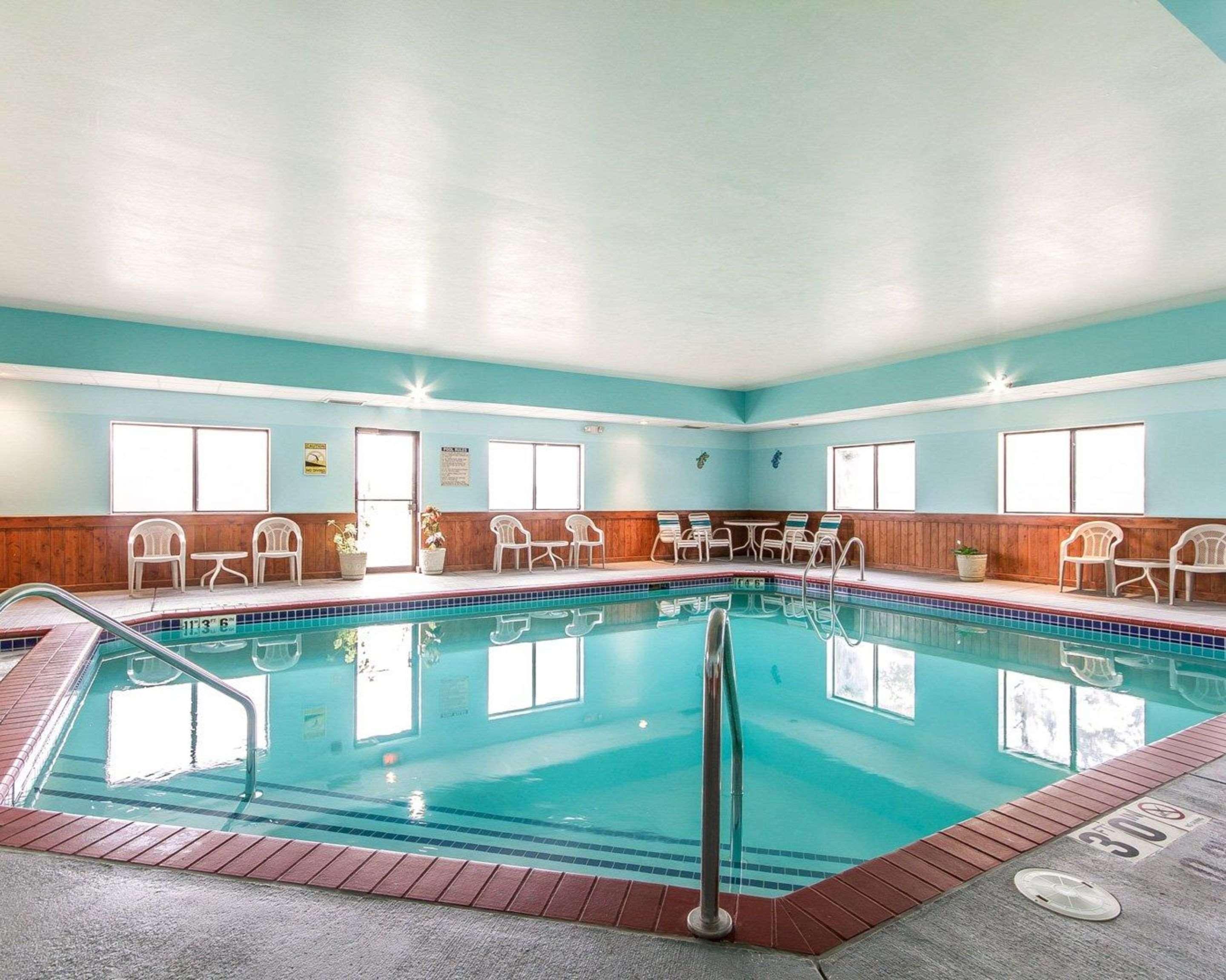 Americinn By Wyndham Reedsburg Zewnętrze zdjęcie