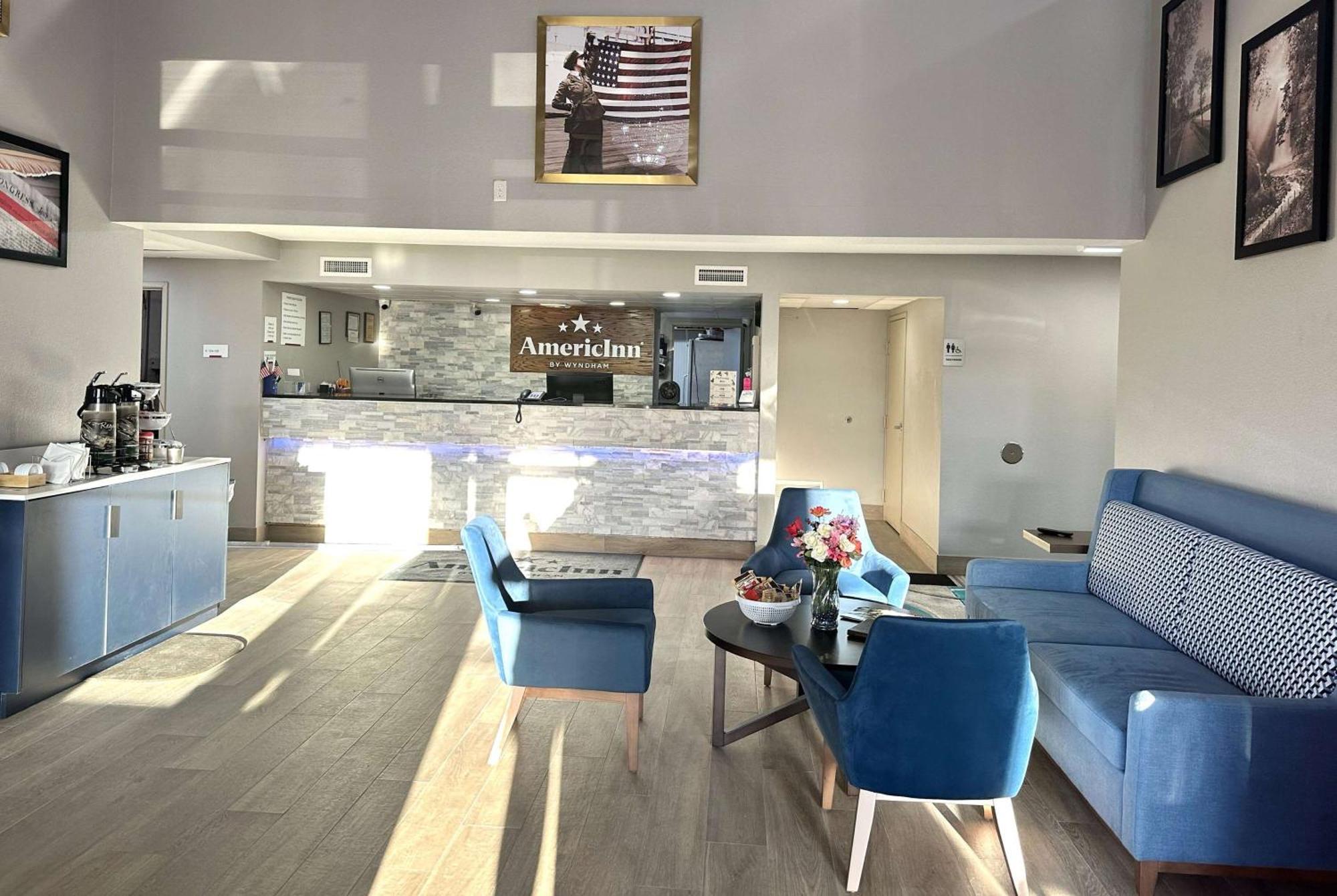 Americinn By Wyndham Reedsburg Zewnętrze zdjęcie