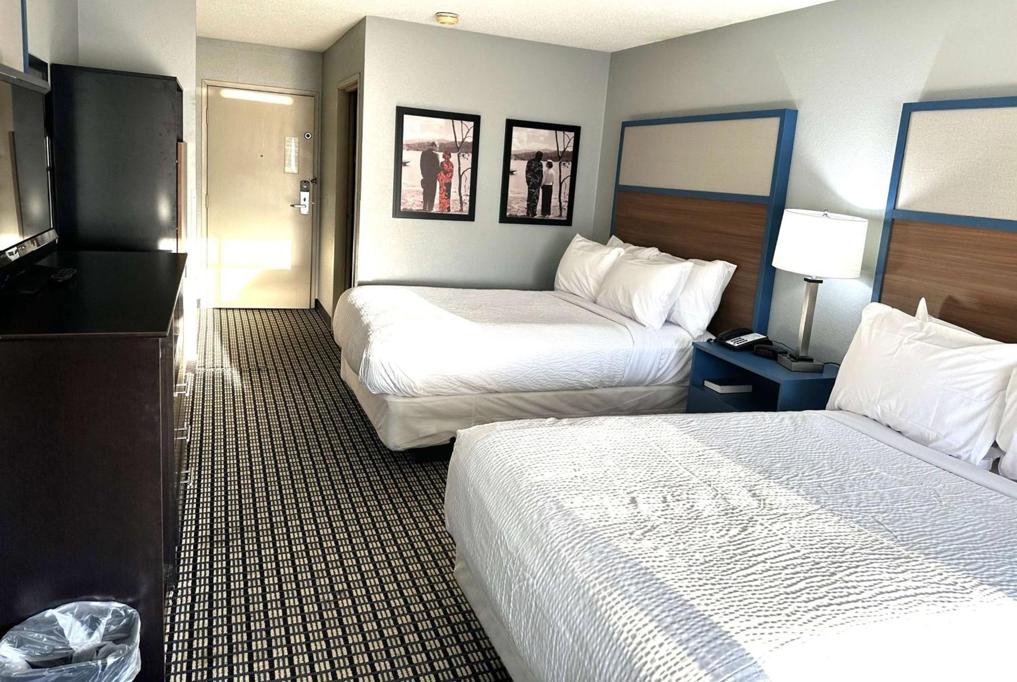 Americinn By Wyndham Reedsburg Zewnętrze zdjęcie
