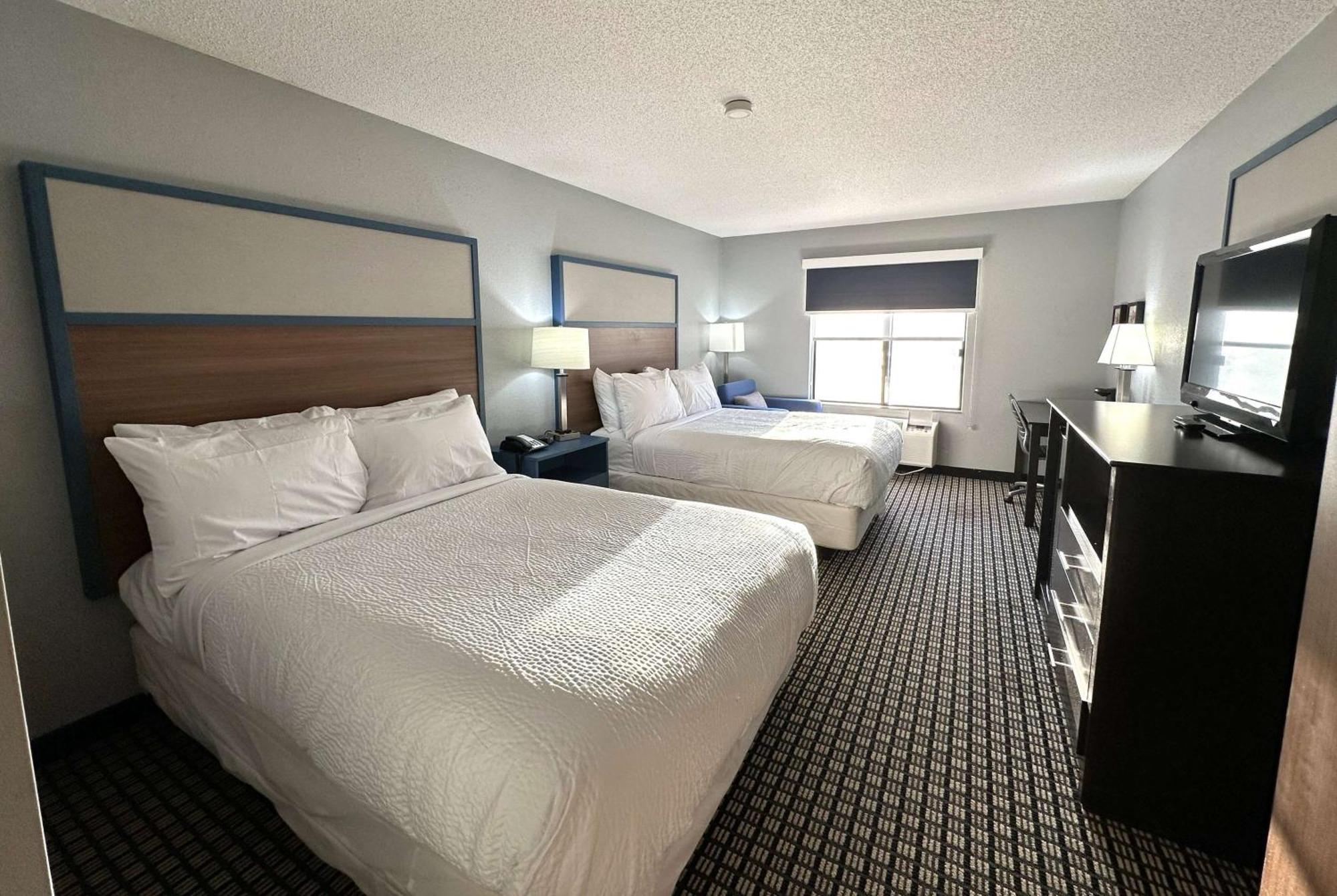 Americinn By Wyndham Reedsburg Zewnętrze zdjęcie