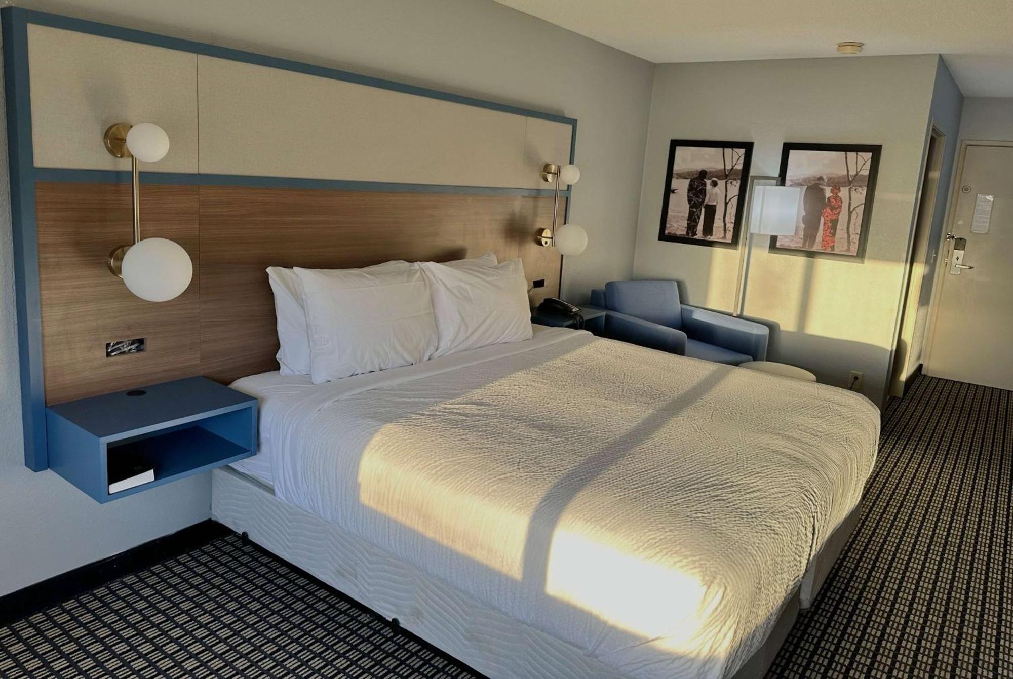 Americinn By Wyndham Reedsburg Zewnętrze zdjęcie